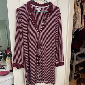 Nicole Miller sleeping dress size medium
